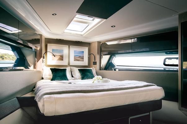 Azimut 51 master
