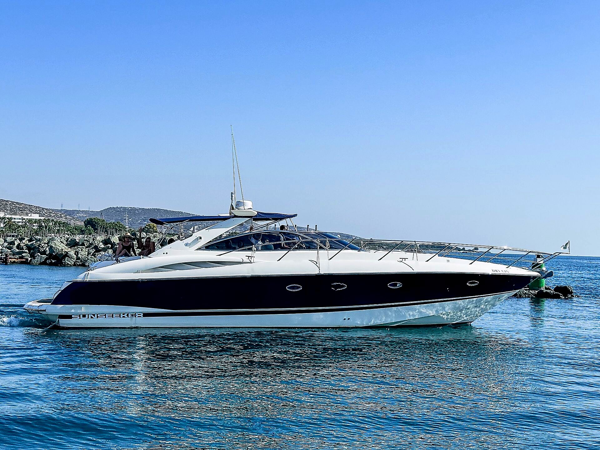 Sunseeker 50 deck detail
